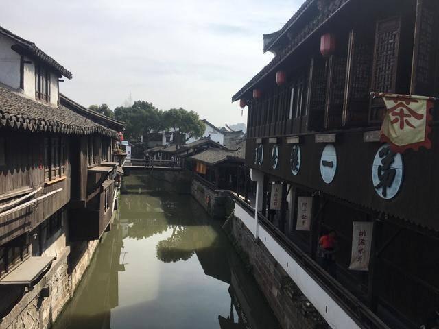 今天是5月19日星期五，十天后是几月几日，星期几？列式计算游戏画面
